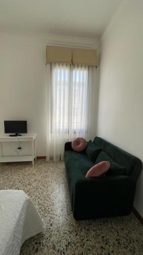 Residenza Stardust Suite with Canal View - image 4