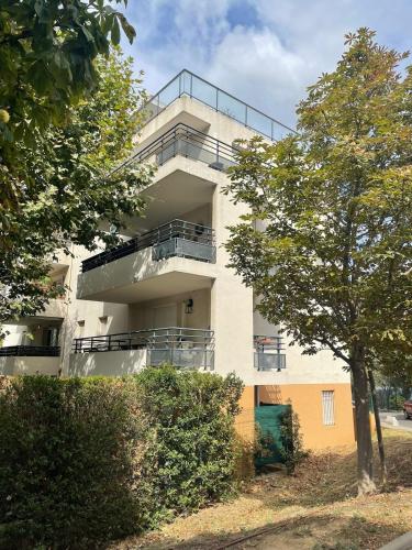 Appartement calme avec vue montagnes marseille in Saint-Marcel