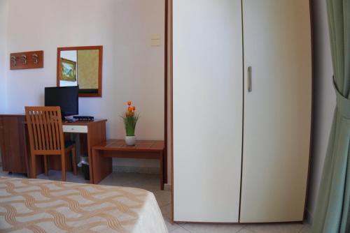 New Hotel Sonia - image 14