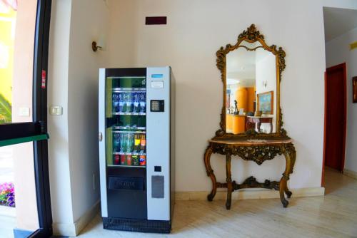 New Hotel Sonia - image 8