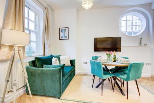 Elegant City Retreat near Greenwich, Лондон (фото 2)