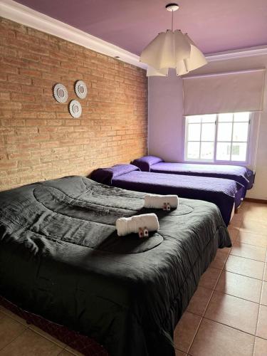 1 double bed, 2 twin beds