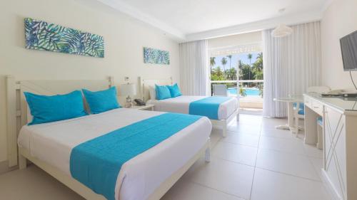 Comfort Deluxe with Pool View image 3