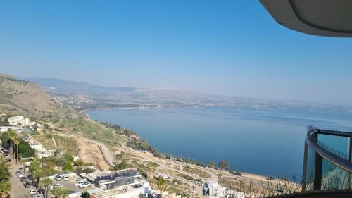 חלום מול נוף הכנרת, Tiberias (foto 11)