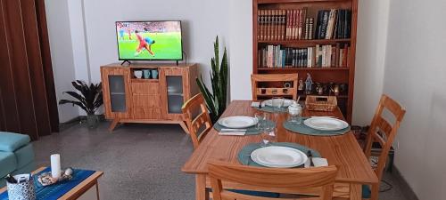Monis House