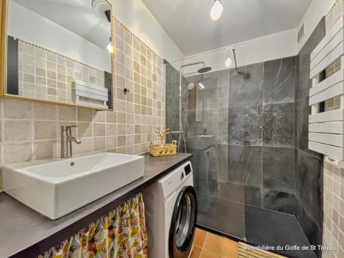 Vonios kambarys, La Brigantine- Golfe de St Tropez in Kogolenas