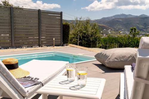 Suite with Private Pool image 8