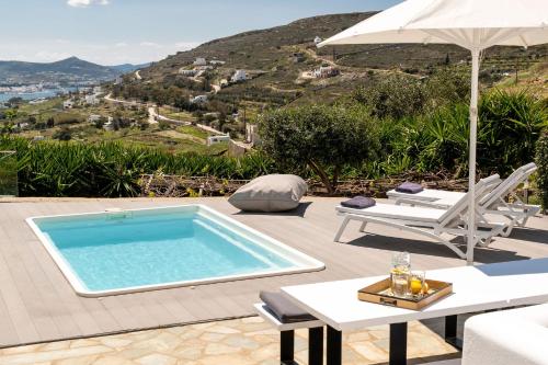 Suite with Private Pool image 7