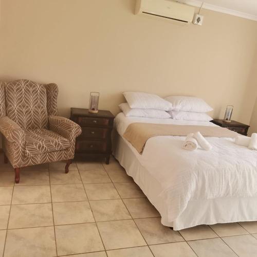 The WhiteHouse FarmHouse Overnight Stay in Modderrivier