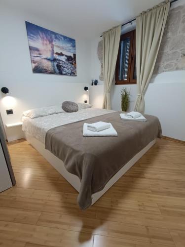 Adria Pearl Appartments in فرسار