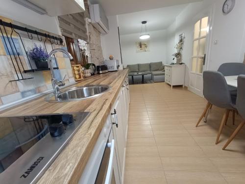 مطبخ, Adria Pearl Appartments in فرسار