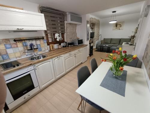 مطبخ, Adria Pearl Appartments in فرسار