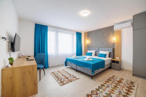 Aman Apartments