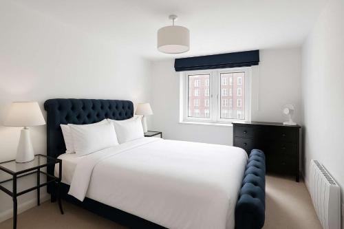 Riverside 1bd near Canary Wharf, O2, City Airport, Londýn