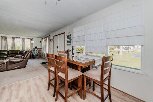 Létesítmények, Affordable Sauble Beach Getaway in Sauble Beach (ON)
