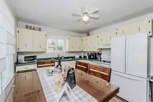 Létesítmények, Affordable Sauble Beach Getaway in Sauble Beach (ON)