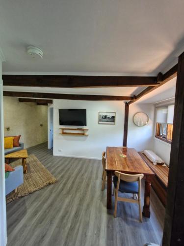 Exterior view of The Bullock & Bridle Retreat at 58