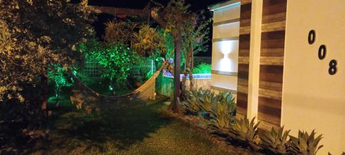 Casa Inteira - 3 Quartos - 11 Pessoas - Piscina infantil - 200m da praia