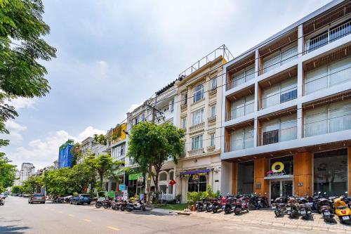 WIN HOTEL & APARTMENT - 숙소 외관