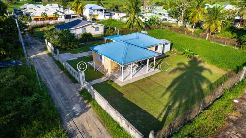 Villa Perrin Évasion à la campagne à 9 min de l'aéroport de la Guadeloupe (Villa Perrin Evasion a la campagne a 9 min de l'aeroport de la Guadeloupe) in Les Abymes