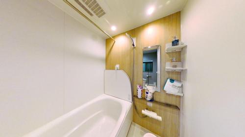 Hot tub, ホテルYado SK 新小岩 駅徒歩4分 in Katsushika