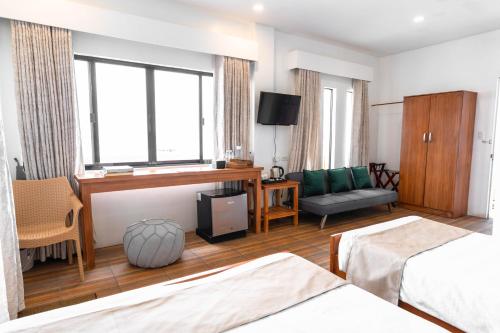 SeTu Divespot & Resort - Tap to explore photos