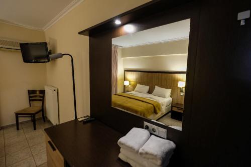 2 twin beds