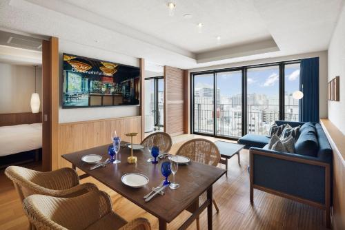 Suite with Terrace & View  Bath - 10 Floor with Lounge Access & Free Mini-Bar image 9