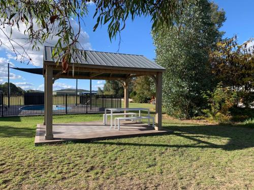 Úszómedence, Mudgee Vineyard Motor Inn in Mudgee
