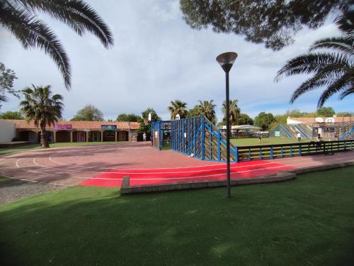 Playground, mobil home Vias plage near Le Saint Pierre