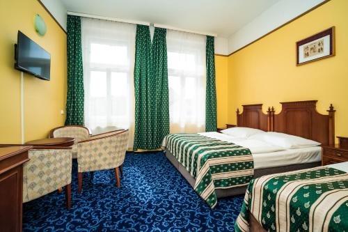room detail thumbnail 1