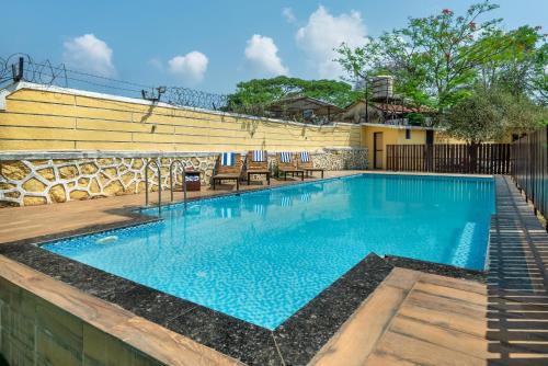 Swimming pool, Newly Renovated-Farm Villa -6BHK with Pool & Turf in Gold Valley