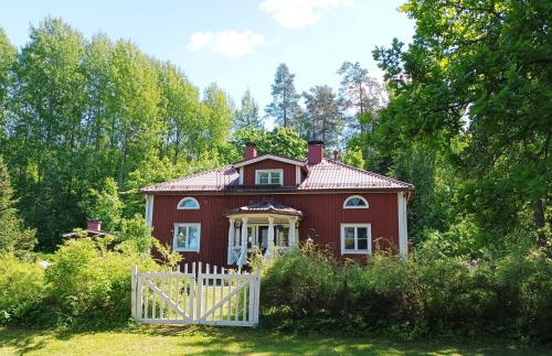 Villa Metsänvartija