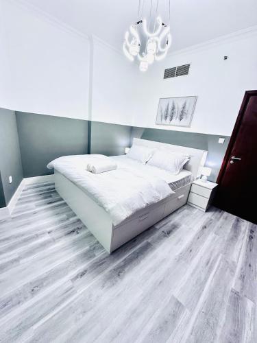 Elegant Condo to stay with Spectacular Marina View, Dubái (foto 8)