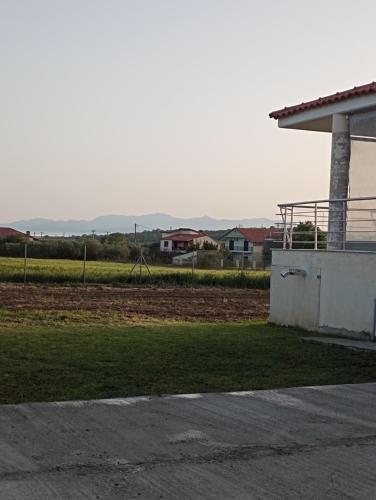 View, SL House Rental in Avdhira
