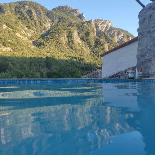 La Grande Fistoire D'annie - Alpes de Alta Provenza