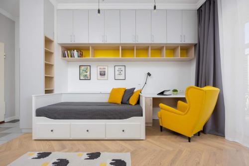 Targowa Bright Studio Close to PGE by Noclegi Renters, Warschau