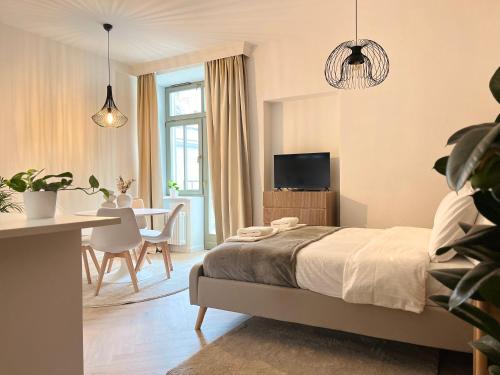 Studio Premium with Air Conditioning for couples in the heart of Krakow, Main Square, Краков