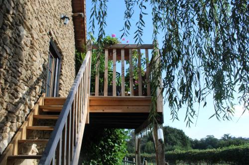 Willow Cottage at Petite Ferme Embir in Pouligny-Notre-Dame