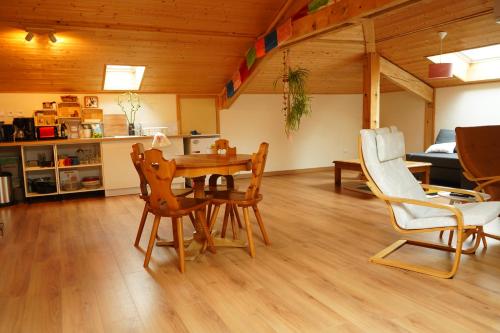 Eco-gîte Belle-étoile (Eco-gite Belle-etoile) in Verrens-Arvey