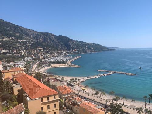 Beach, Appartement Menton - Vieille ville in Menton