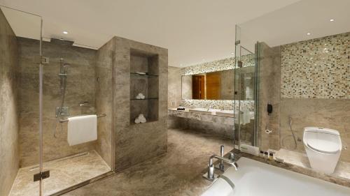 room detail thumbnail 2