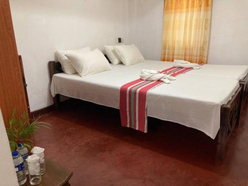 Double Room image 10
