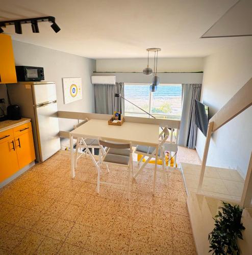 GW317 Gugel Waves Amazing Seaview Pool Apartments in Ναχαριγια