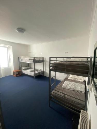 Edinburgh West Side Hostel 3