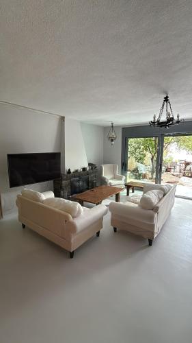Kiveri Traditional Villa - Location saisonnière - Kiverion