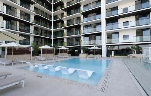 Stylish 1br Apartment Serene Stay In Jvc, Dubaj (zdjęcie 3)