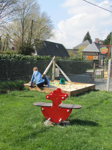 Playground, Le MELROSE in Cormeilles