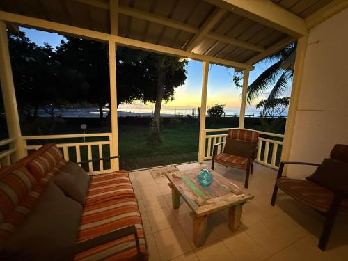 BEACHFRONT - Les Fleurs Du Tamarin Residences, Tamarin (foto 3)