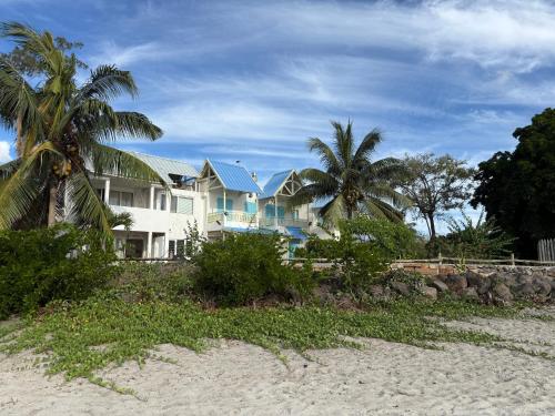 BEACHFRONT - Les Fleurs Du Tamarin Residences, Tamarin (foto 2)
